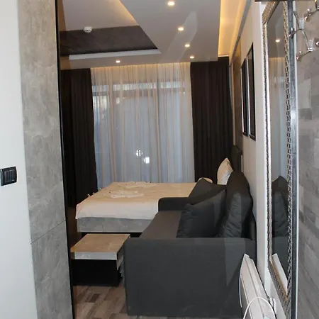 Апартаменты Lux Milmari Reko Premier 14 *