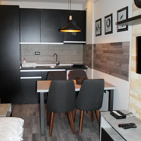 Апартаменты Lux Milmari Reko Premier 14 *