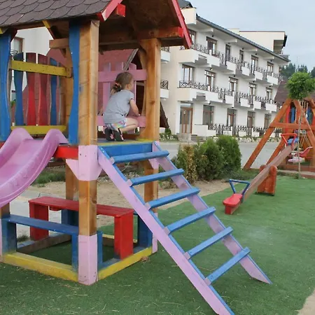 Lux Milmari Reko Premier 14 아파트 카파오닉