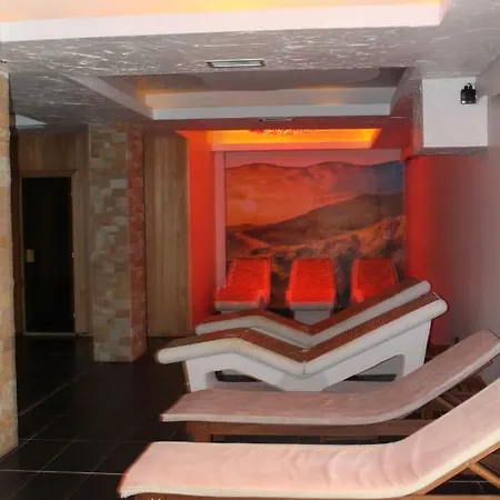 Lux Milmari Reko Premier 14 *