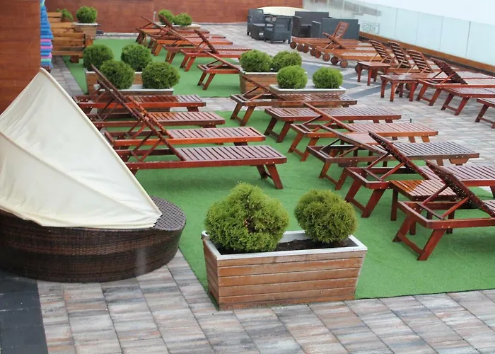 Lux Milmari Reko Premier 14 *