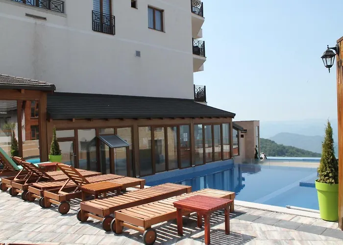 Lux Milmari Reko Premier 14